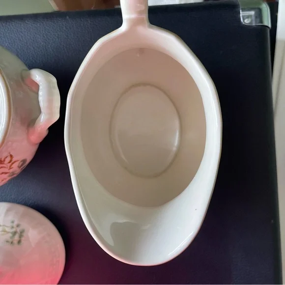 Discontinued Mikasa Margaux Floral Cream and Sugar Set - Picture 6 of 6